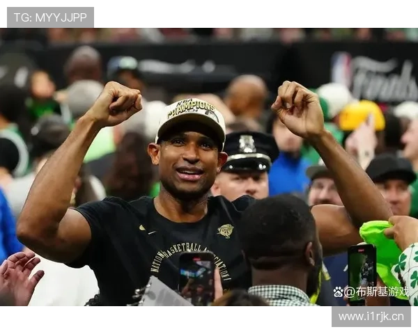 勇士全员发挥霍福德达15000分